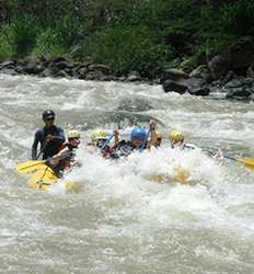 Whitewater Rafting the Savegre River Class II & III