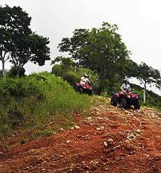 Aventura ATV al Bosque Nuboso Monteverde