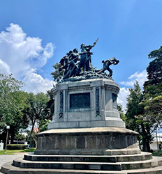 Caminata Privada por San José, Costa Rica – Recorrido por Escondites Locales & Mercado Central