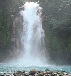 Caminata al Río Celeste & al Parque Nacional Tenorio