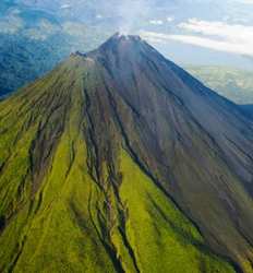 Excursión al Volcán Arenal & Aguas Termales
