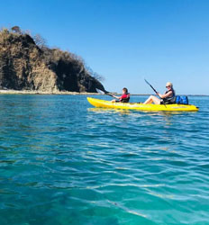 Excursión de Kayak en Isla Chora & Snorkel