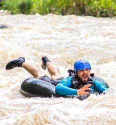 Excursión de Rafting + Llantas Flotantes en Arenal Costa Rica