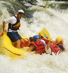 Excursión de Rafting & Rapel en el Río Colorado
