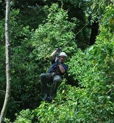 Excursión de Tirolesa Ecológica con Monos