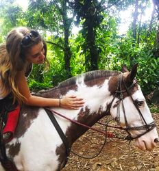 Paseo en Caballo por las Cascadas Nauyaca en Dominical