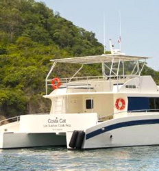 Renta de Catamarán Privado (Hasta 70 Pasajeros)